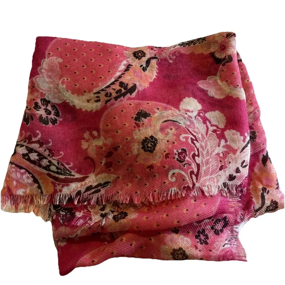 Chico's Women's Square Scarf‎ Pink Paisley Print Chic 40